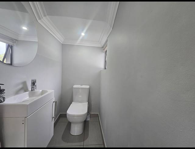 3 BEDROOM HOUSE FOR SALE IN NEW SALT ROCK CITY